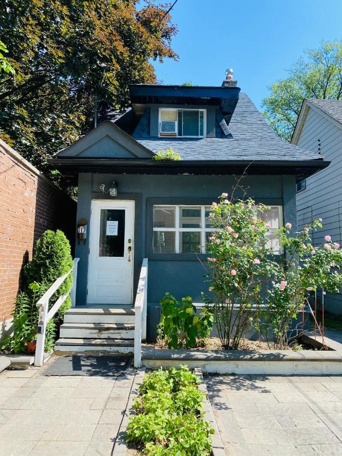 Lovely II Space Share A Room East York Canada 多伦多 外观 照片